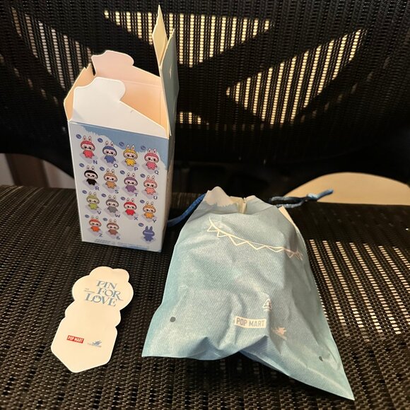 Q Pin For Love Authentic Labubu The Monsters Keychain Alphabet Plush Pendant - Picture 2 of 5